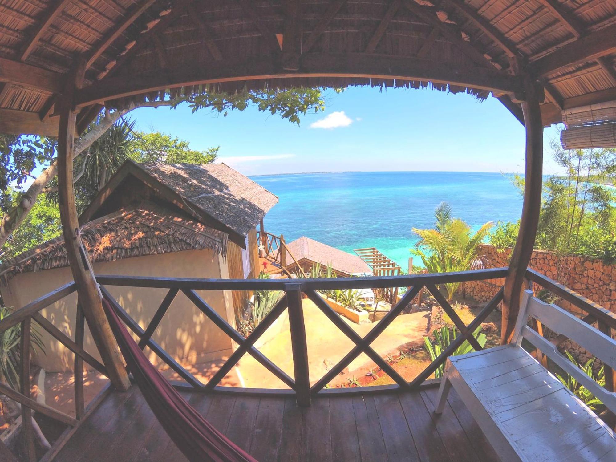 Cosmos Bungalows Bira Esterno foto