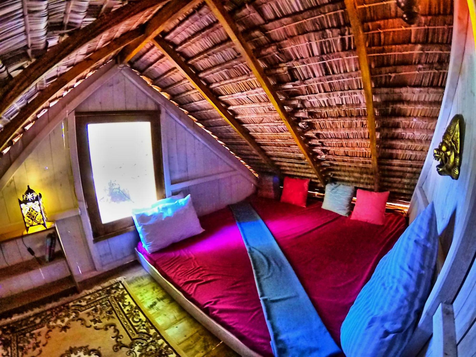 Cosmos Bungalows Bira Esterno foto