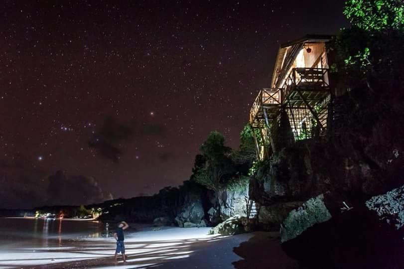 Cosmos Bungalows Bira Esterno foto