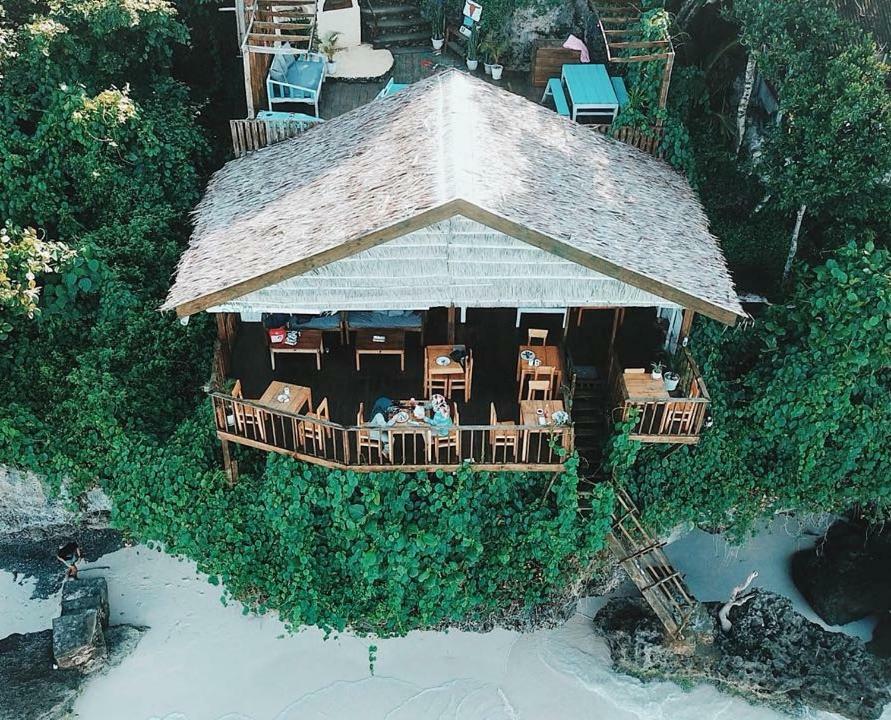 Cosmos Bungalows Bira Esterno foto